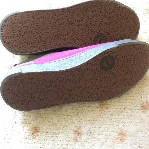 Ugg Australia Shearling Lined Sneakers NEW! - Picture 7 of 7